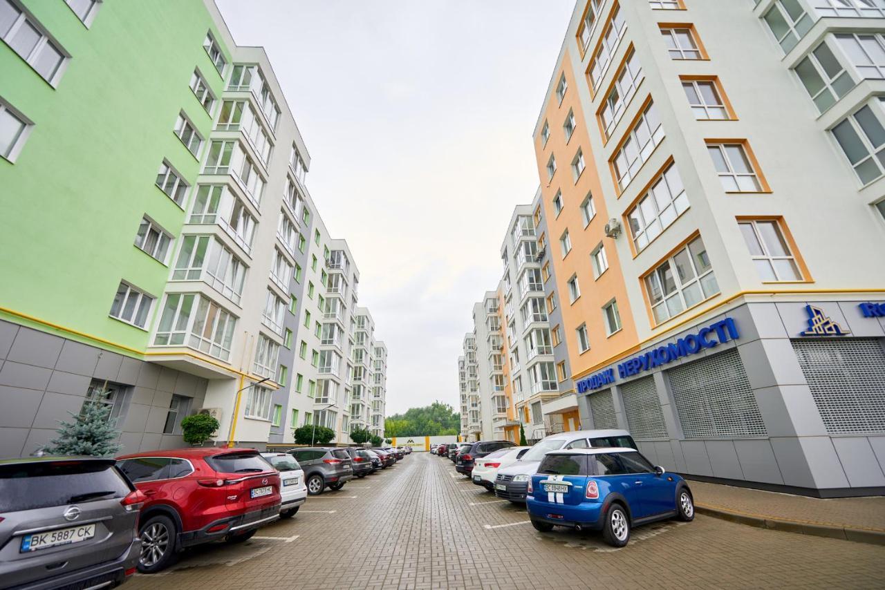 Apartamento Квартира Для Вас! Вул. Голинського, 8! Leópolis Exterior foto