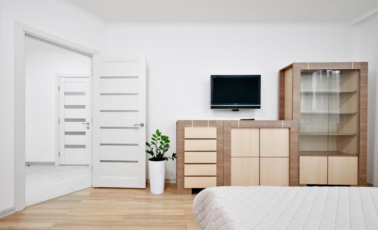 Apartamento Квартира Для Вас! Вул. Голинського, 8! Leópolis Exterior foto