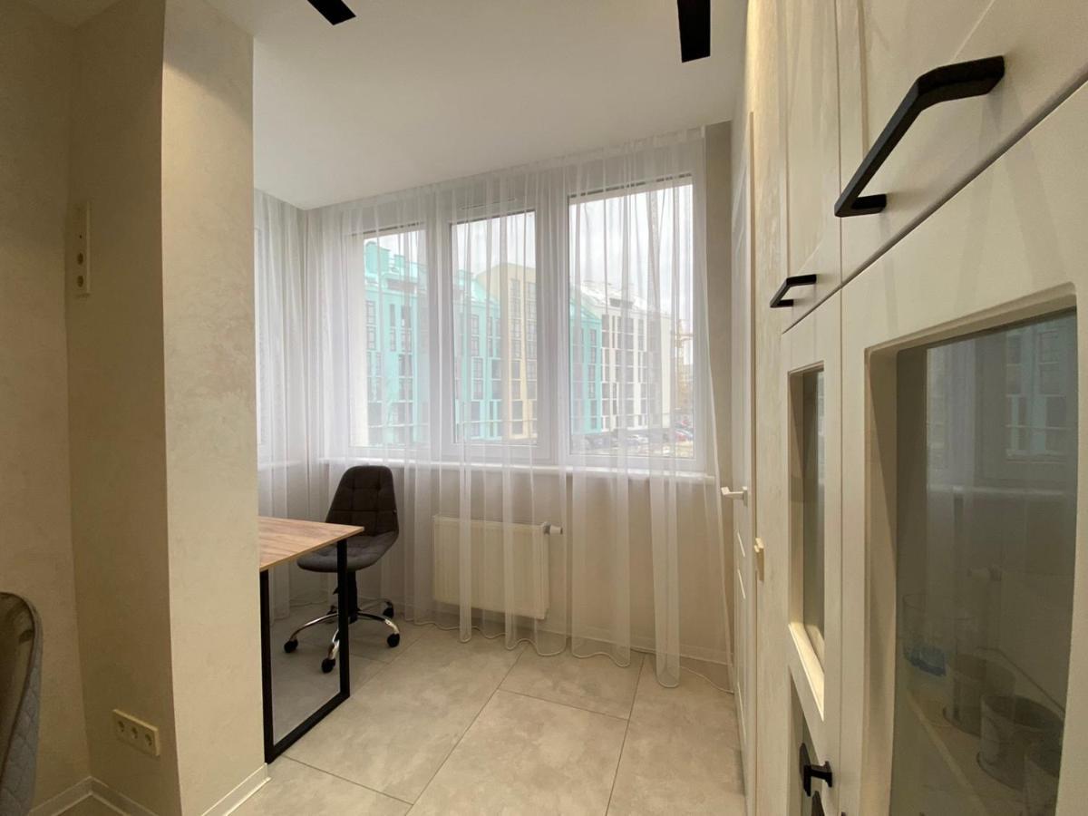Apartamento Квартира Для Вас! Вул. Голинського, 8! Leópolis Exterior foto
