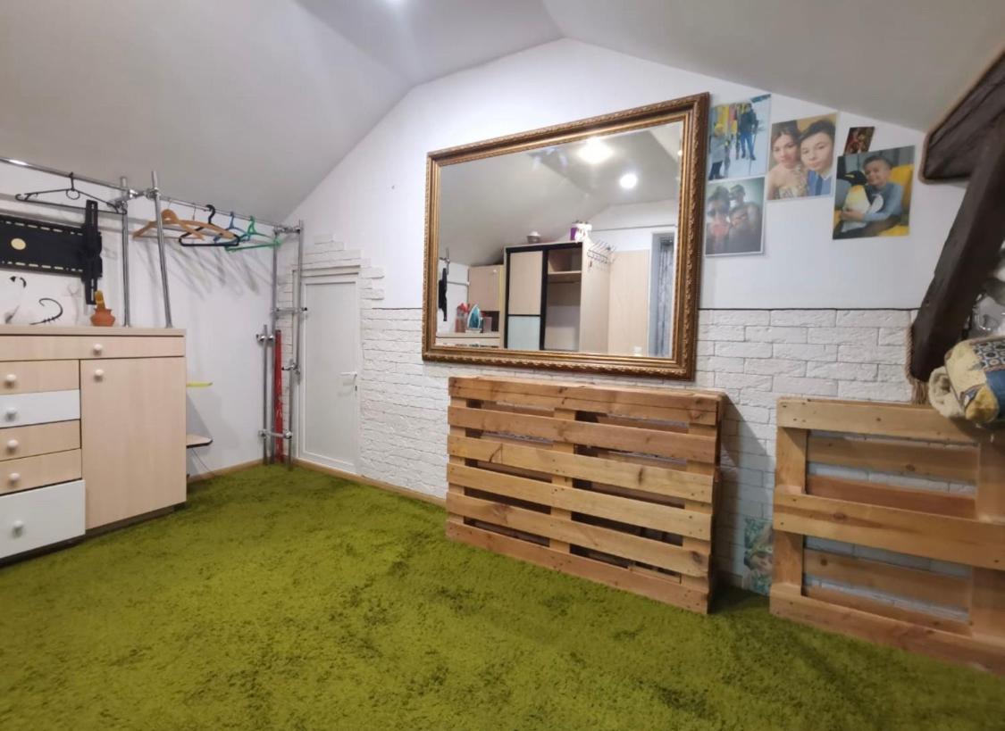 Apartamento Квартира Для Вас! Вул. Голинського, 8! Leópolis Exterior foto
